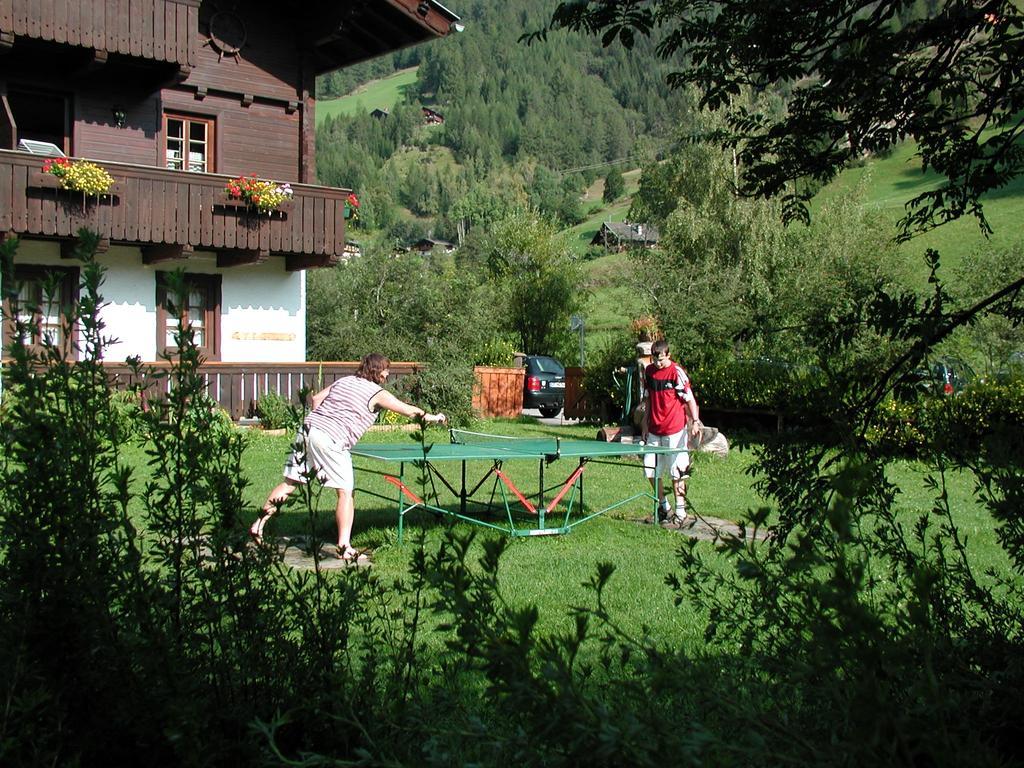 Familienparadies Wolfgangbauer Heiligenblut Exterior foto