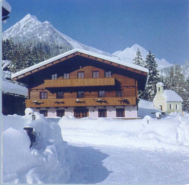 Familienparadies Wolfgangbauer Heiligenblut Exterior foto