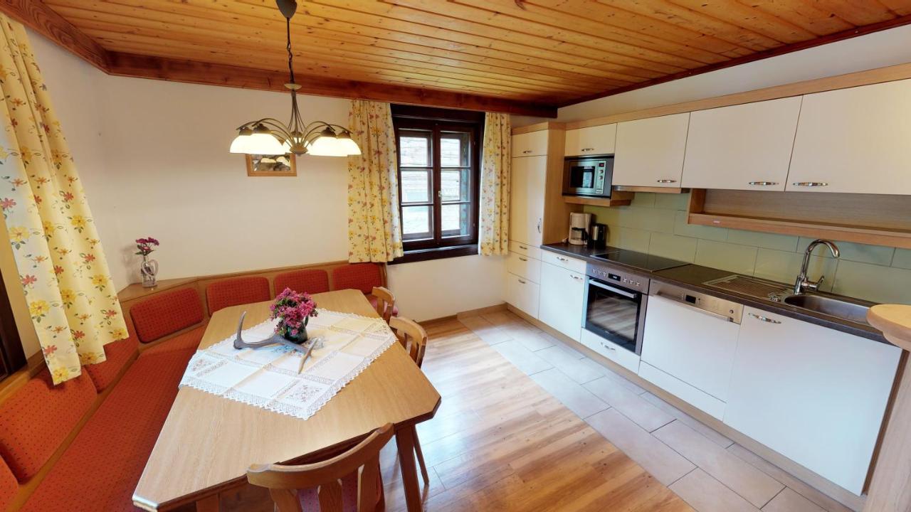 Familienparadies Wolfgangbauer Heiligenblut Exterior foto